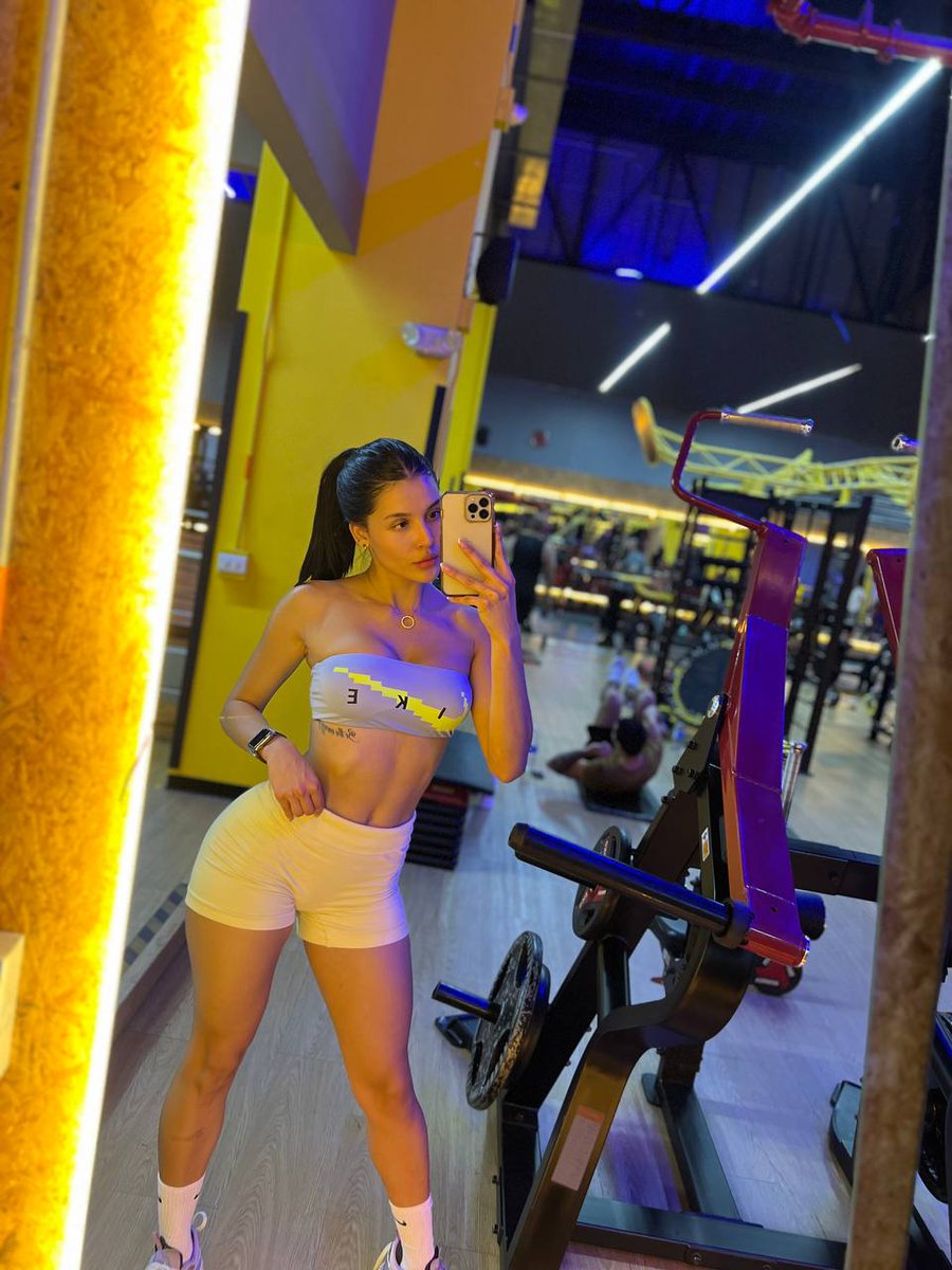 Типажи эскорт моделей